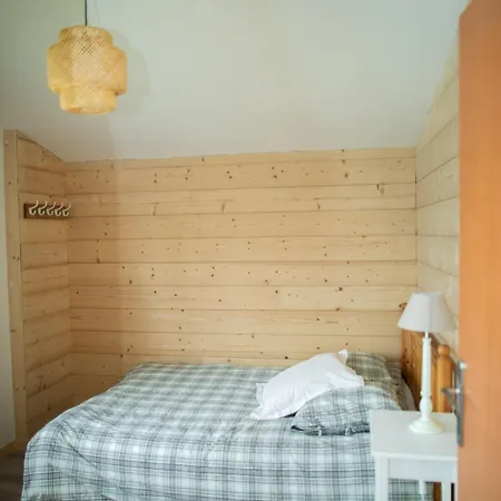 Equi-lodge